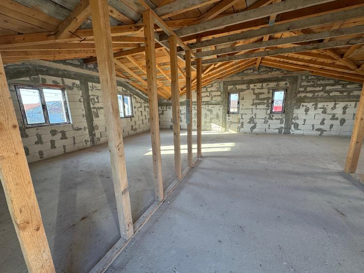 Vila 4 Camere 215 mp utili Ovidiu Str. Norilor - 23