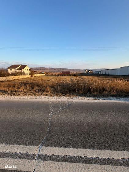 Vand Teren Intravilan , Intersesctia BUHOCI - TRAIAN - 8