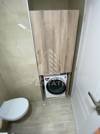 Apartament de lux, cu 2 camere, decomandat, in IRIS - 14