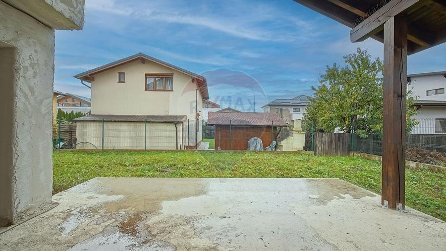 Casa spatioasa la gri, 4 camere, 3 bai, teren 500 mp - zona Bartolomeu - 6