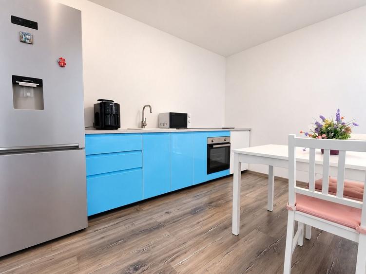 Apartament cu 2 camere decomandat în Străulești