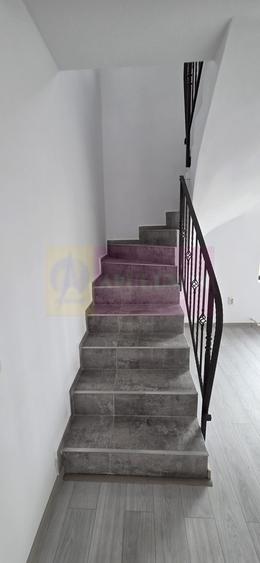 Vila de vanzare cu 4 camere in Brebu - 11