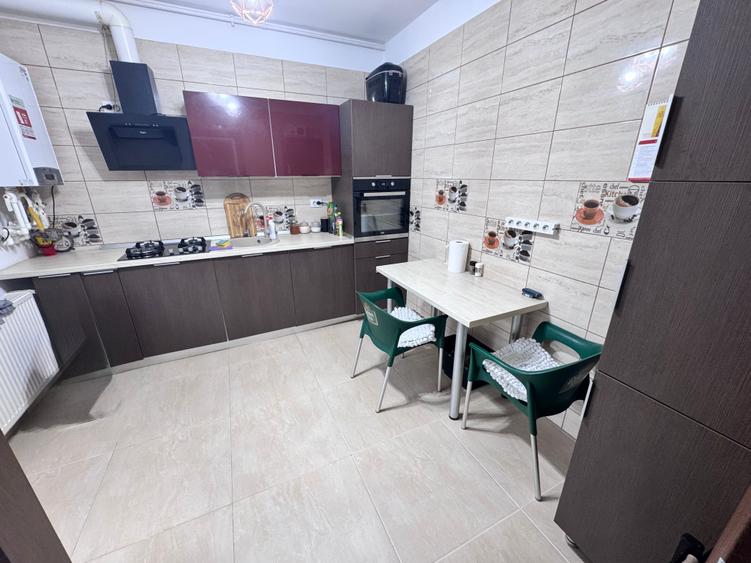 Casa pozitie buna mobilta-utilata in complex inchis P+1+Pod locuibil - 4