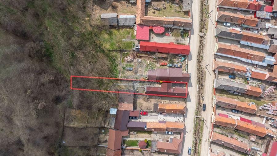 Casă autentică cu teren de 1310 mp, liniște și acces rapid către oraș - 2