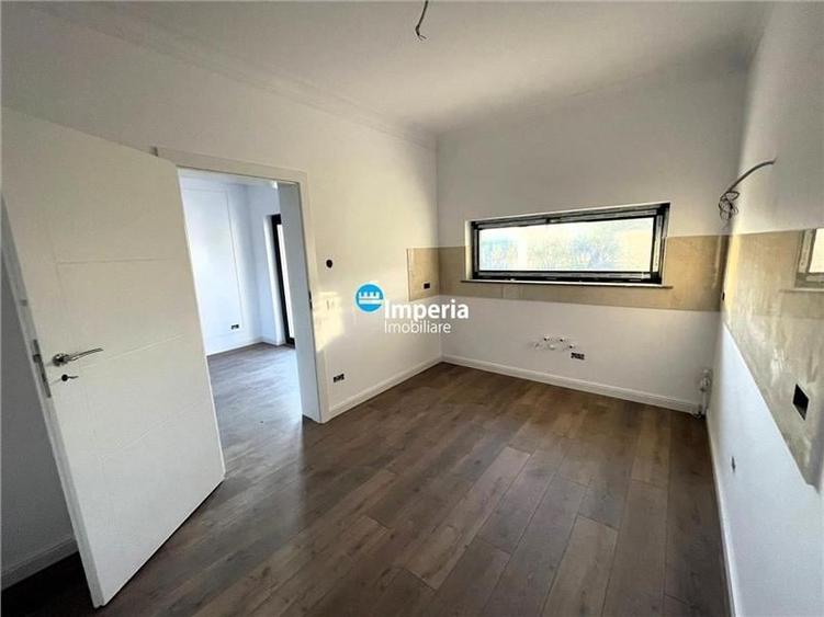 Casa plan parter tip duplex de vanzare,400 mp curte si garaj Breazu - 5