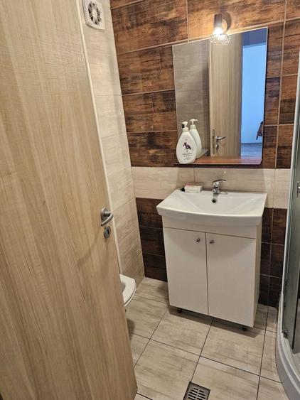 Garsonieră decomandată în Central