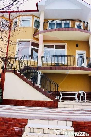 Casă cu 6 camere cu Teren 719 Mp în Oncea