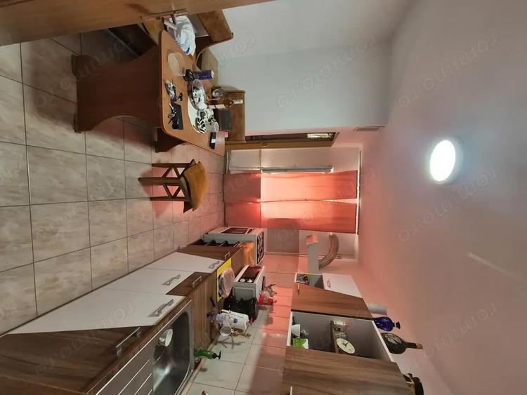Vand apartament 3 camere Micro 4 - 1