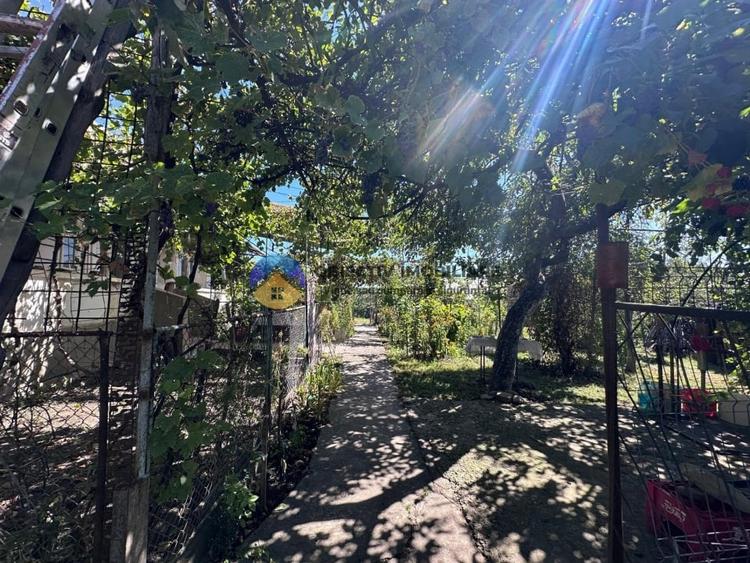 Casa + teren de vanzare - Zanesti - 1