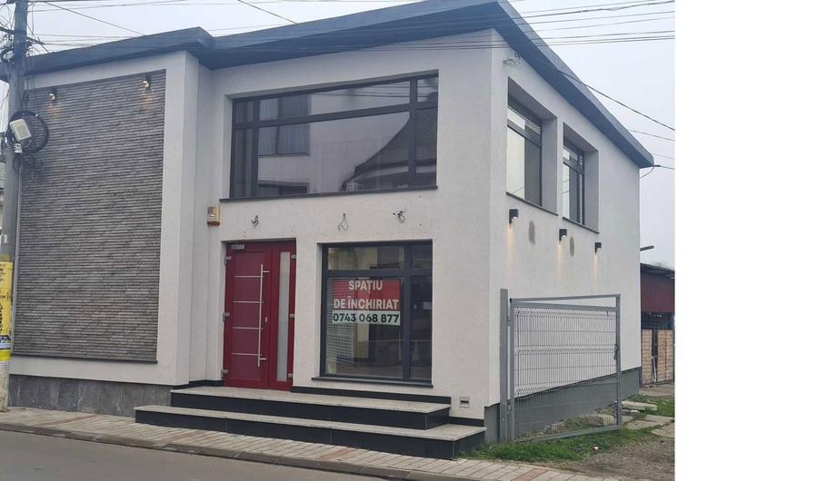 Spatiu de inchiriat, vis-a-vis de Casa Vatra - 1