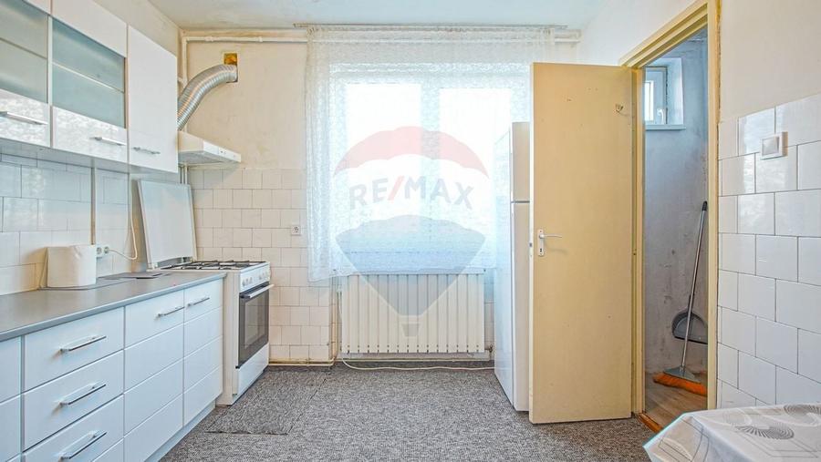 Apartament cu 3 camere de inchiriat in zona Centrul Civic - 6