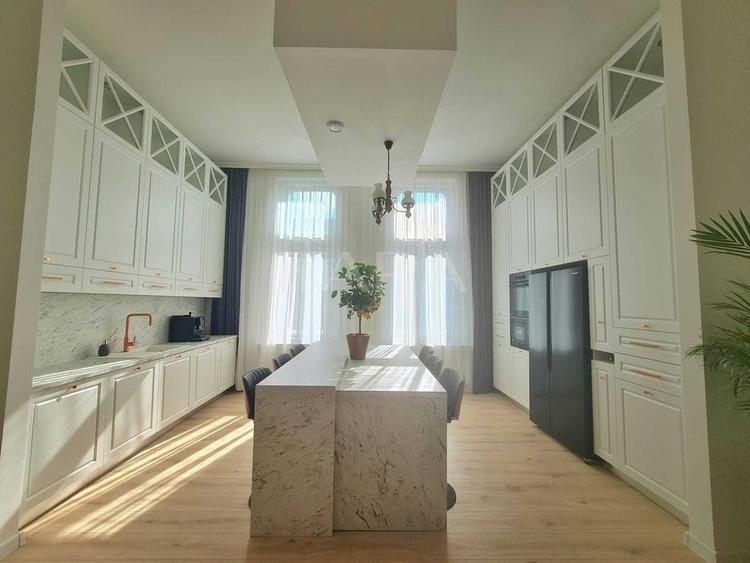 Apartament deosebit cu 3 camere, Ultracentral - 2