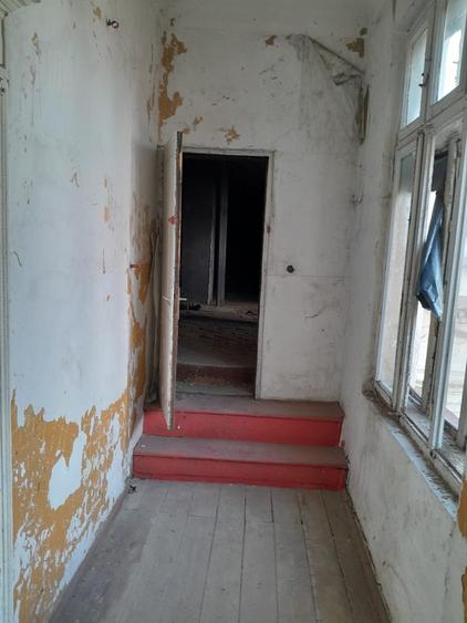 Unirii-Cartierul Evreiesc, singur curte, dubla deschidere, libera - 11