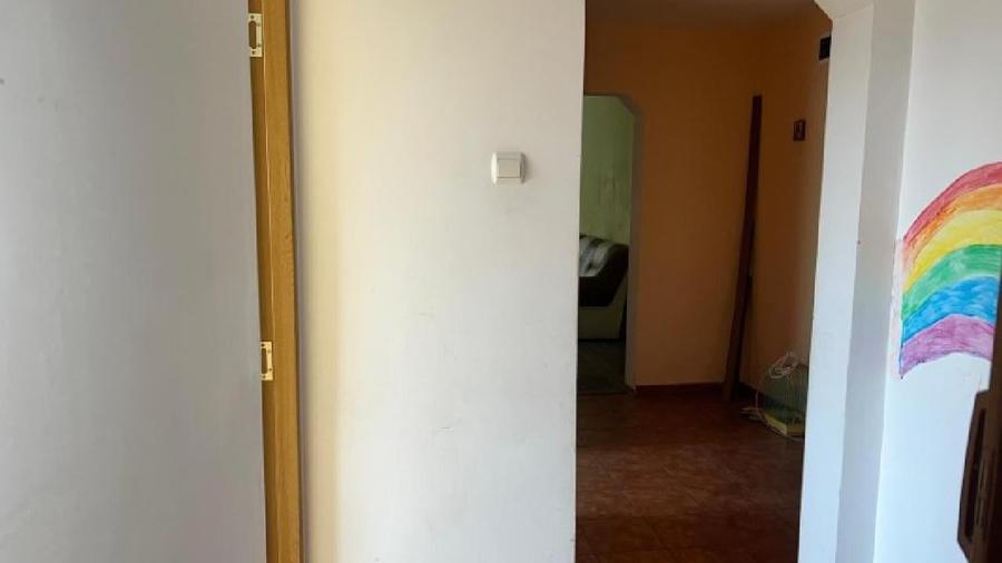 Str. Modoran Ene - Rahova, Apartament cu 3 camere - 73 mp - etaj 6/8 - 9