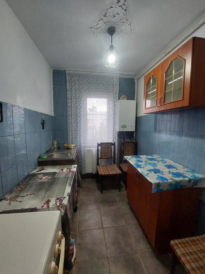 Ofer de inchiriat apartament 2 camere - 4