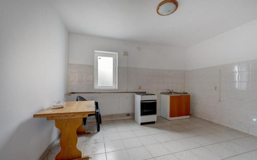 SNAGOV CENTRAL, CASA 144 MP, LOT 1000 MP! - 13