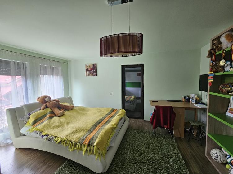 Duplex deosebit, P+E, 133 mp, foarte bine poziționat, Dumbrăvița, comision 0% - 24