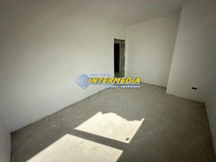 Casa Noua pe un nivel cu 4 camere cu terasa si toate utilitatile - 12