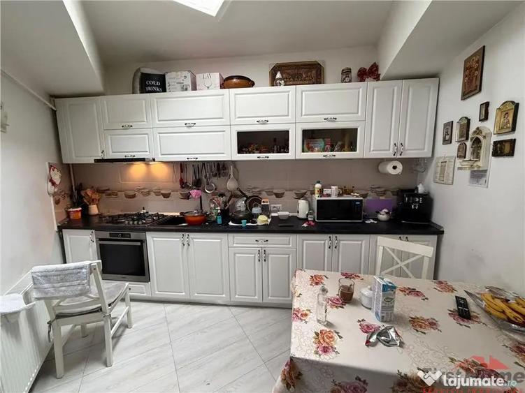 Casa P M de in Focsani, zona Tabacari 104.000 e - 9