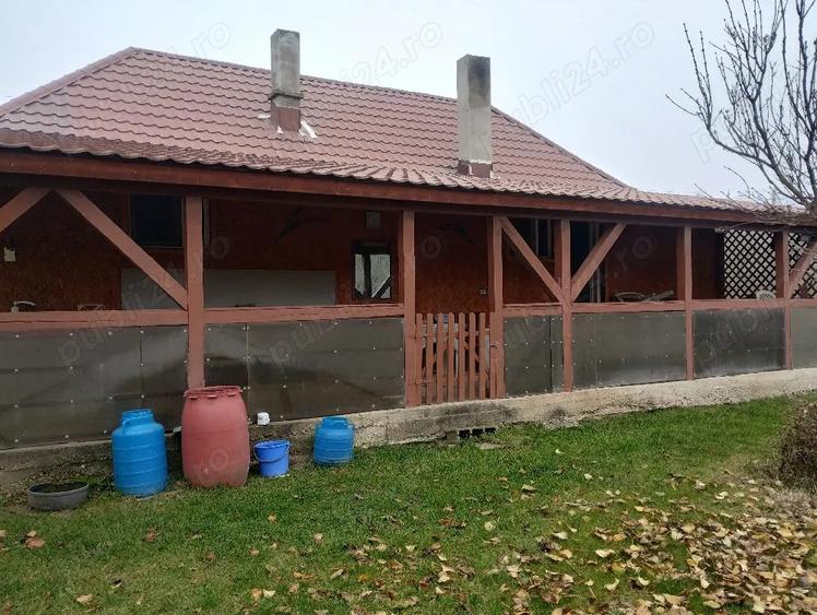 Vand casa batraneasca renovata par?ial, terasa,zona superba langa Bacau,sat Bal?ata, comuna Sarata - 2