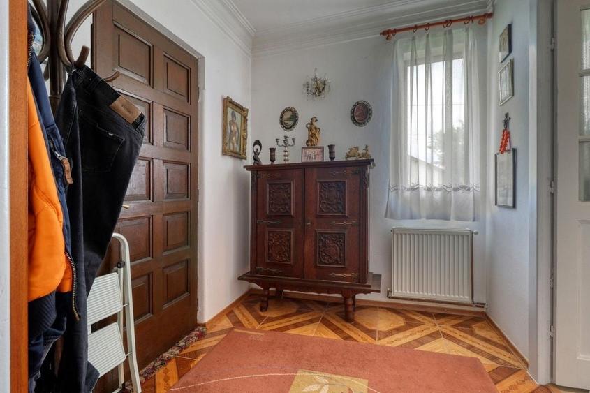 Investitie -Oportunitate - Casă boierească  de poveste- 7000 mp teren, - 30