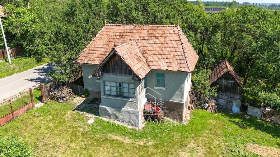 Casă cu Teren 1368 Mp în Livada (Petreștii de Jos)