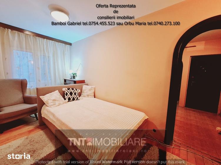 Apartament 3 camere mobilate Zona Pacurari (Petru Poni) Etaj 1 - 2