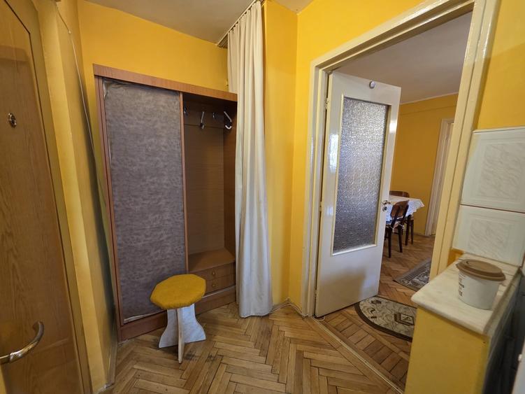 Inchiriez apartament 2 camere  Deva Gojdu - 8