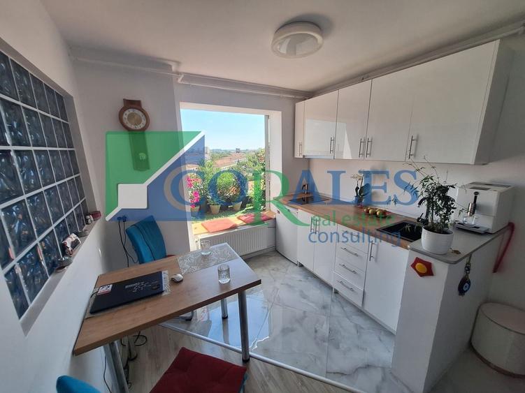 Garsonieră decomandată, mobilată în Complex Studențesc