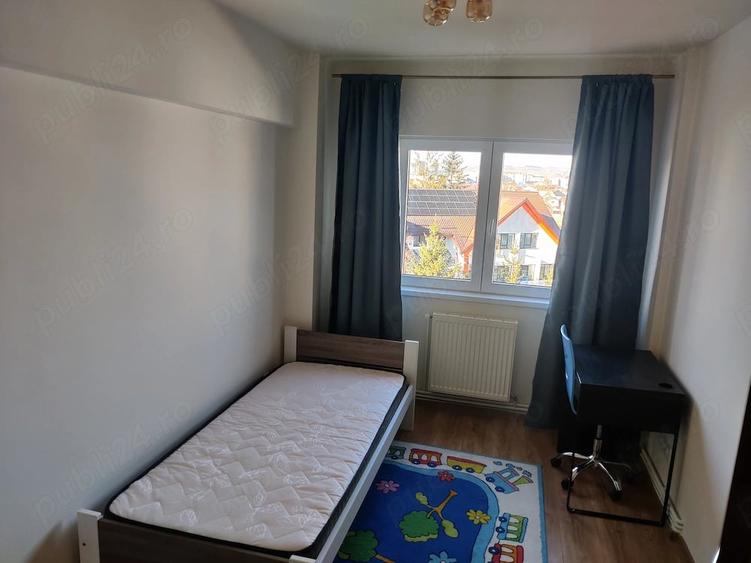 Apartament cu 3 camere decomandat în Calea Dumbrăvii