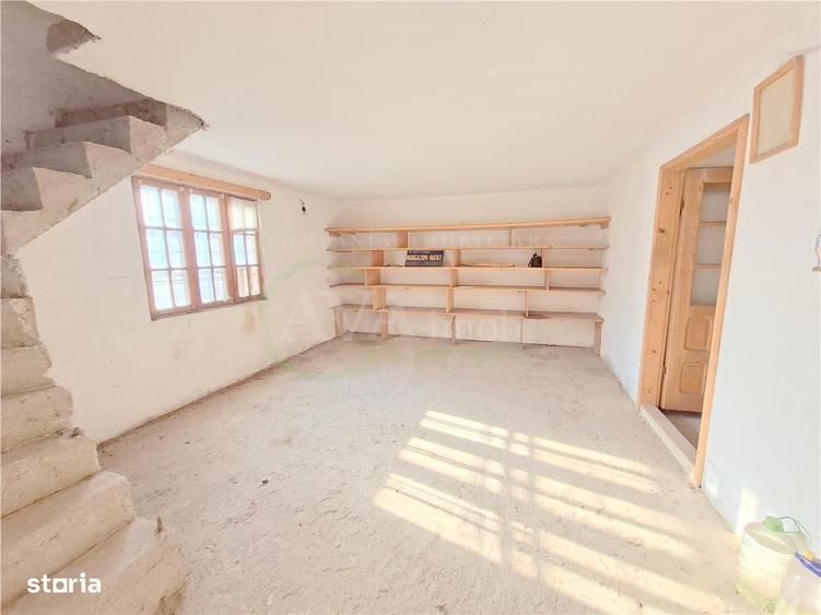Casă cu 3 camere în Valea Mică