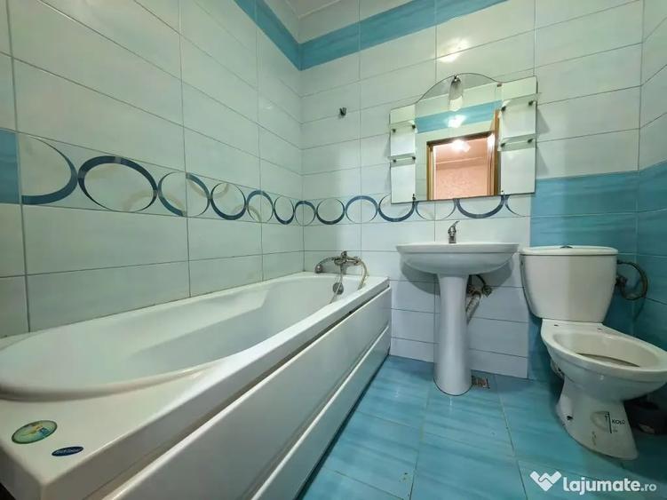Garsonieră decomandată în Bucium