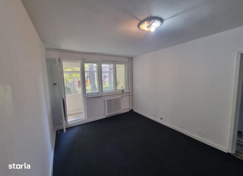 Apartament cu 2 camere semidecomandat în Tătărași