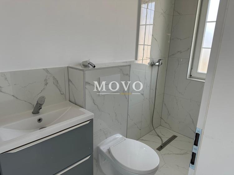 Duplex cu 4 camere cu Canalizare în Moșnița Nouă