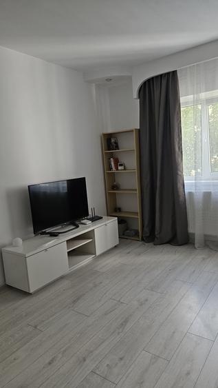 Inchiriez apartament 1 camera zona pasaj Octav Bancila - 1