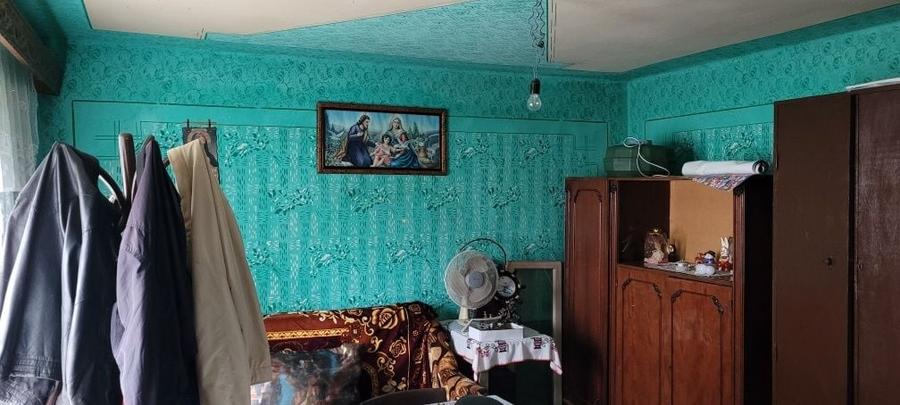 Casă cu 4 camere în Vădăstrița