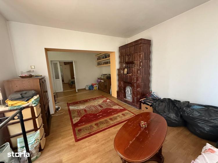 Casă cu 3 camere cu Teren 3753 Mp în Cornățelu