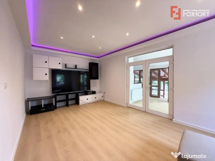 Casă cu 5 camere cu Teren 630 Mp în Dumbrăvița