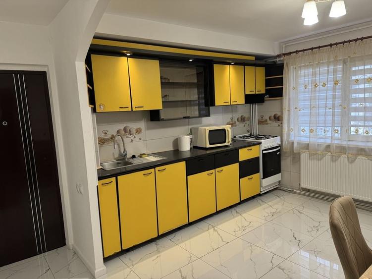 Apartament cu 2 camere decomandat în Grigorescu