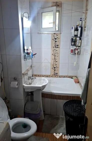 Aprtament de vinzare 3 camere in Gheorgheni. - 2