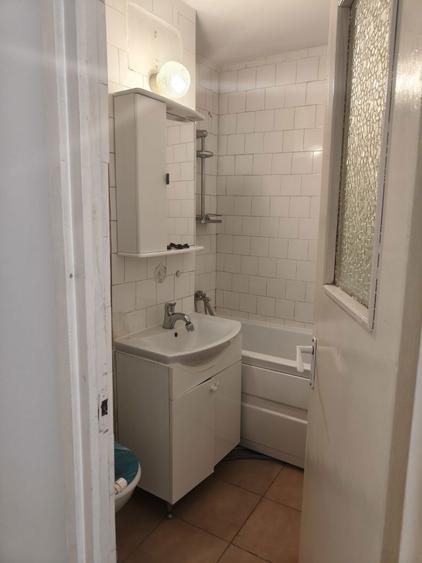 Inchiriez apartament 2 camere zona Lipovei - 2