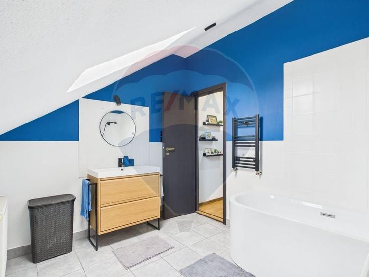 Casa / Vila cu 4 camere Darza, Crevedia - 15