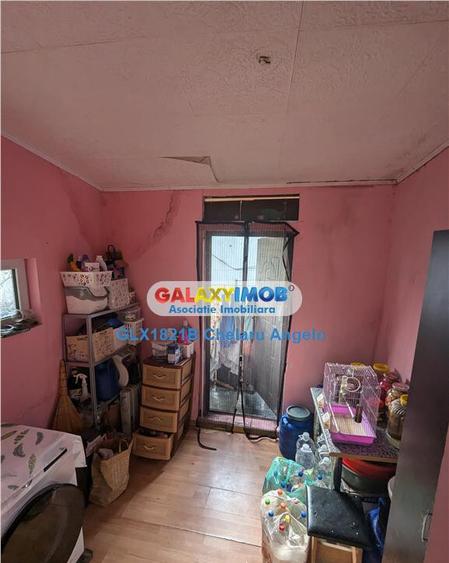 Calea Calarasilor,tot etaj 1/ 1, suprafata 200 mp,garaj,curt - 8