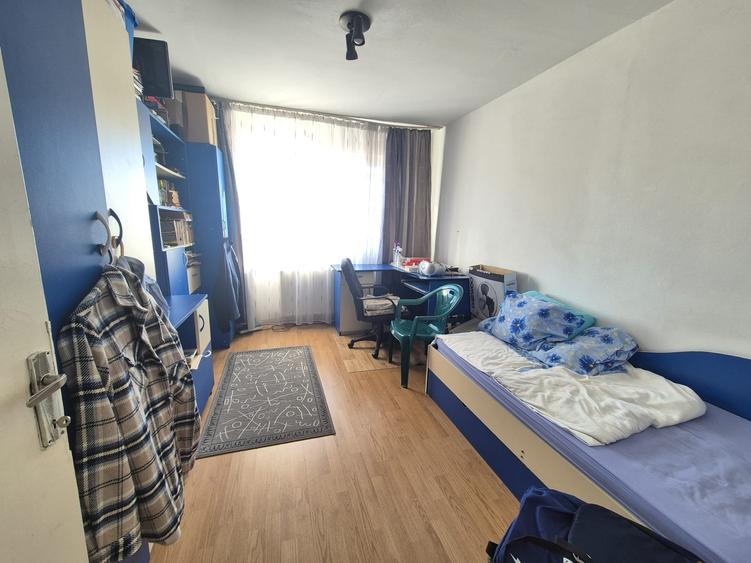 Vanzare apartament 3 camere zona Calea Bucuresti Str. Zorilor Etaj intermediar - 13