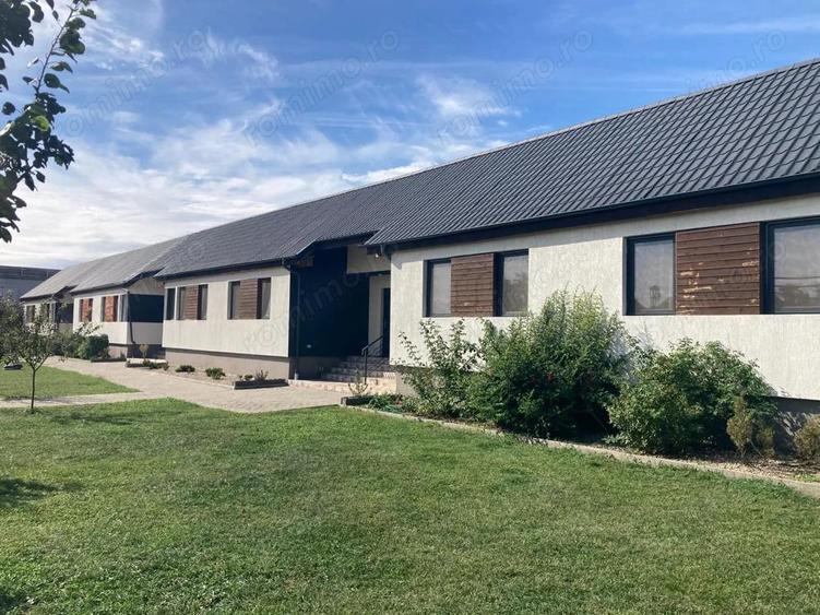 Vand sau inchiriez proprietate in Deva, Santuhalm compusa din 4 case insiruite la cheie - 3