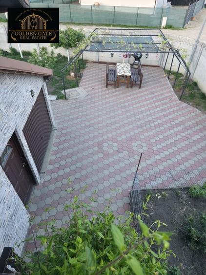 Doua case P+M + anexa, 1000 mp teren – vedere panoramica spre munti - 16