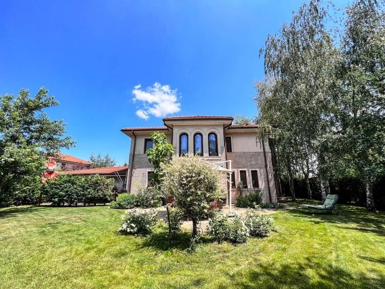 Особая вилла с садом площадью 1000 кв.м в жилом районе Куртя Домняска - 17