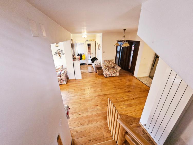 Vanzare vila 6 camere, mobilata si utilata, in Banesti - 42