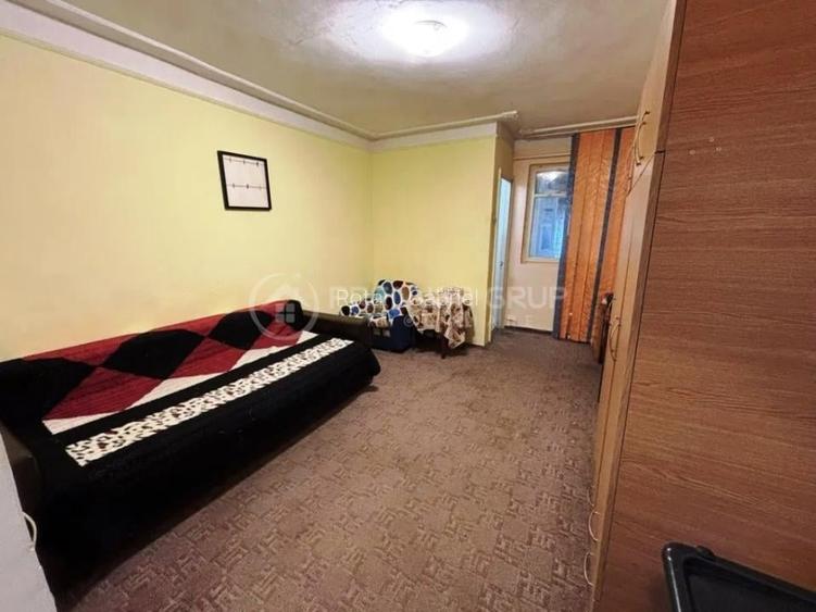 Garsonieră decomandată în Alexandru cel Bun Garsonieră decomandată în Alexandru cel Bun