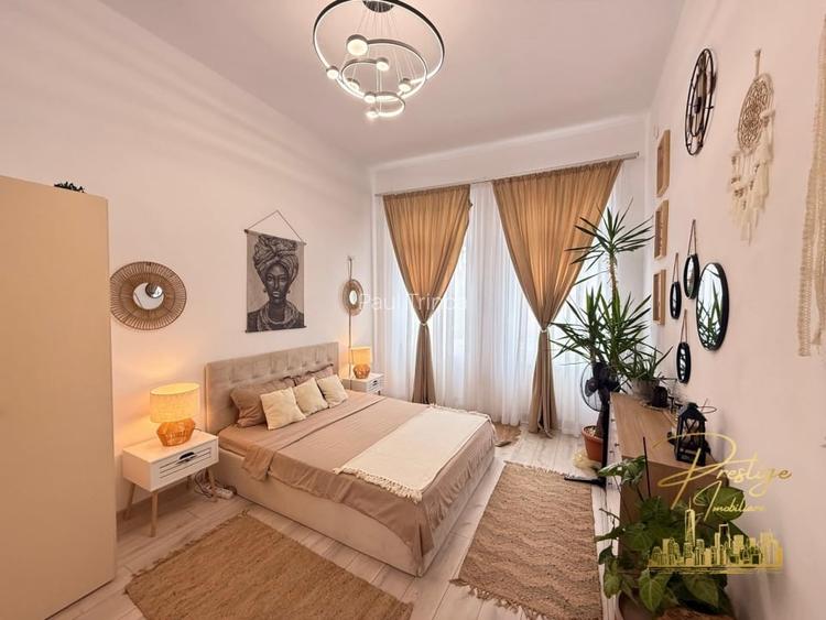 Apartament cu 3 camere de vanzare Ultracentral - Oradea Apartament cu 3 camere de vanzare Ultracentral - Oradea